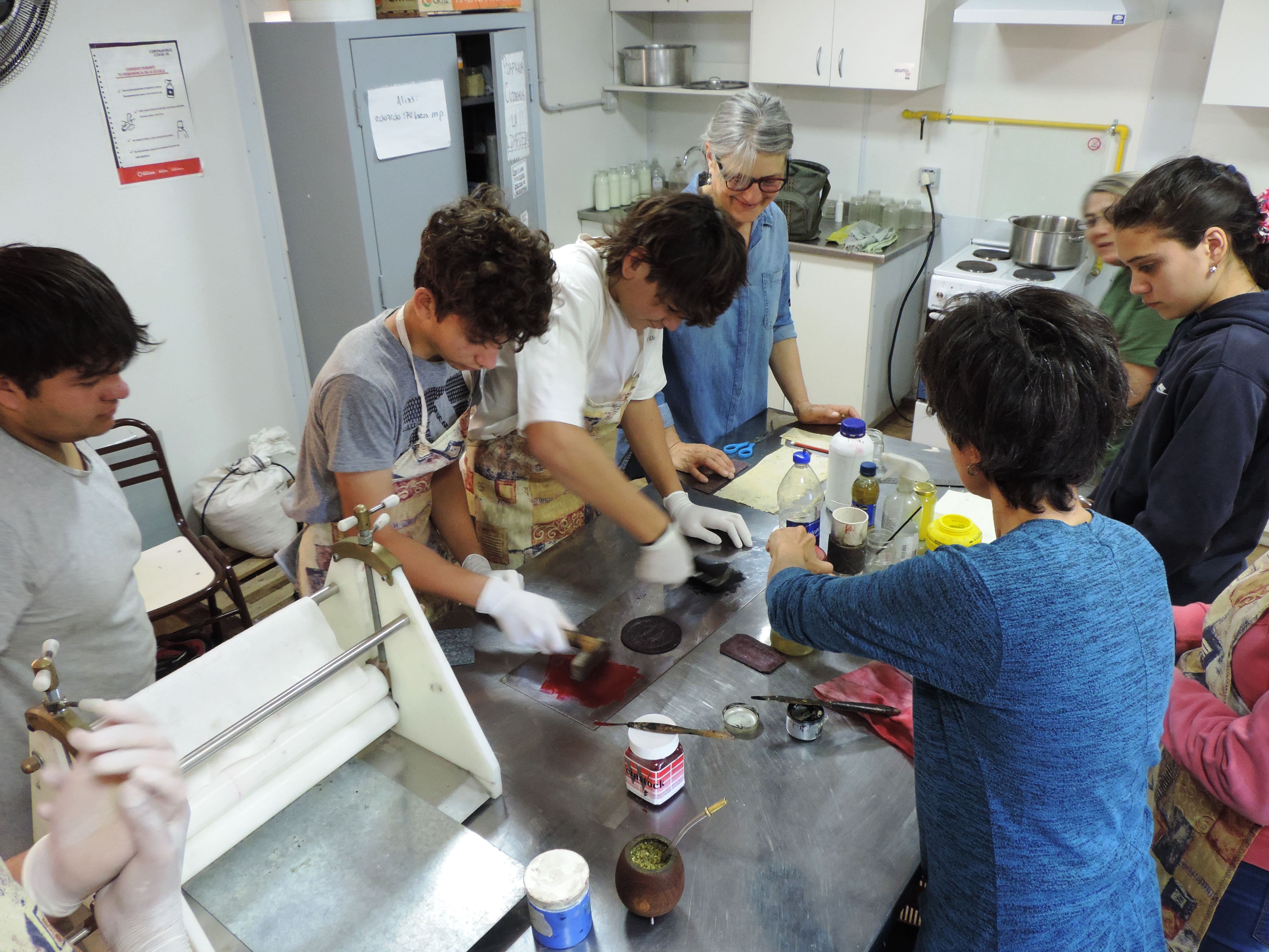 Actividad desarrollada en el marco del Encuentro Internacional de Grabado Menos Tóxico - 2022